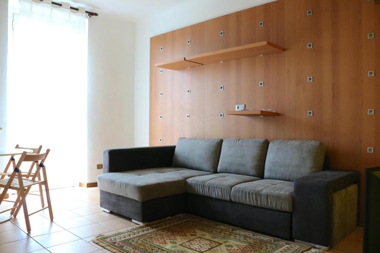 Le Residenze Della Poetessa Apartment Corsico Exterior photo